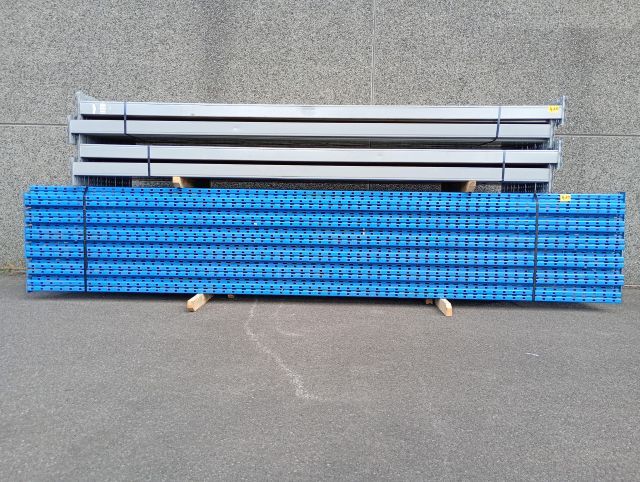 Stellingen - palletrekken & magazijninrichting – veiling bij Openbare Verkopen, Oostkamp