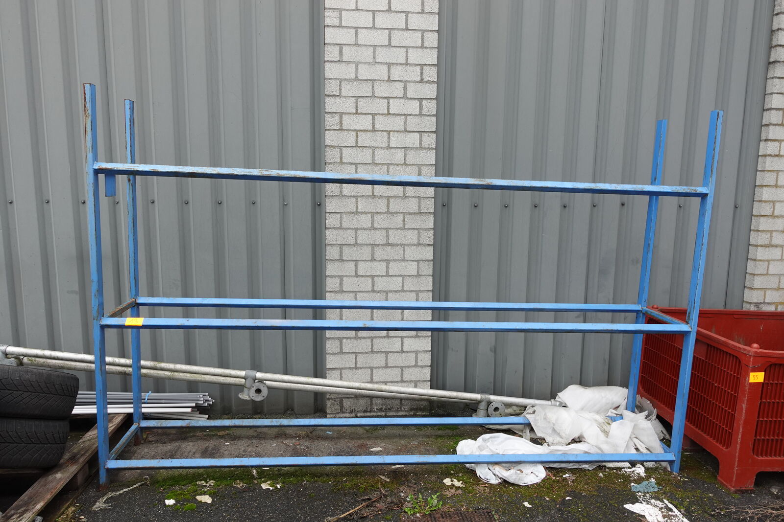 Bandenrek – kavel bij Openbare Verkopen, Kuurne