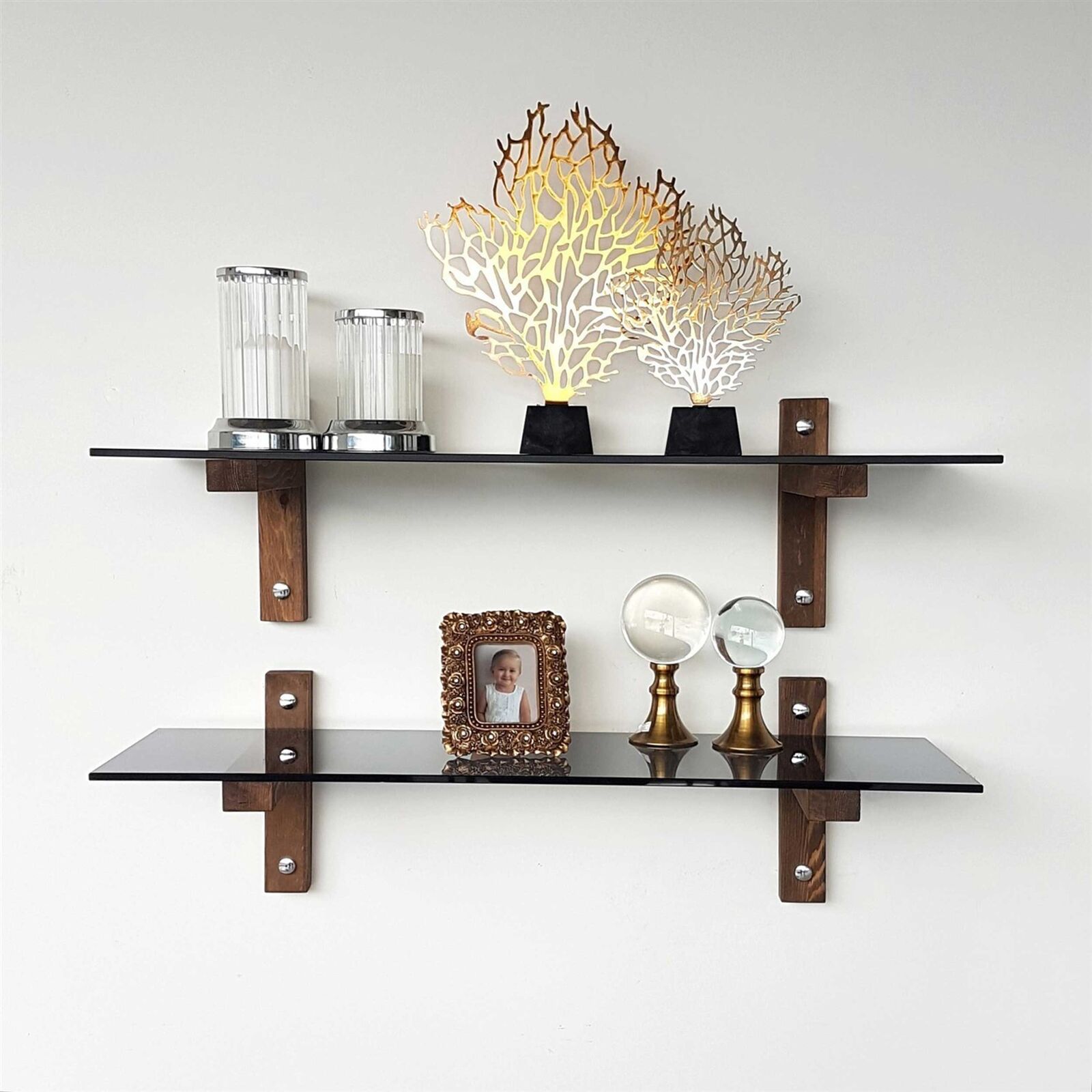 R2 Wandplank | GEHARD GLAS | Walnoot, Fume – kavel bij Openbare Verkopen, Beveren-Leie