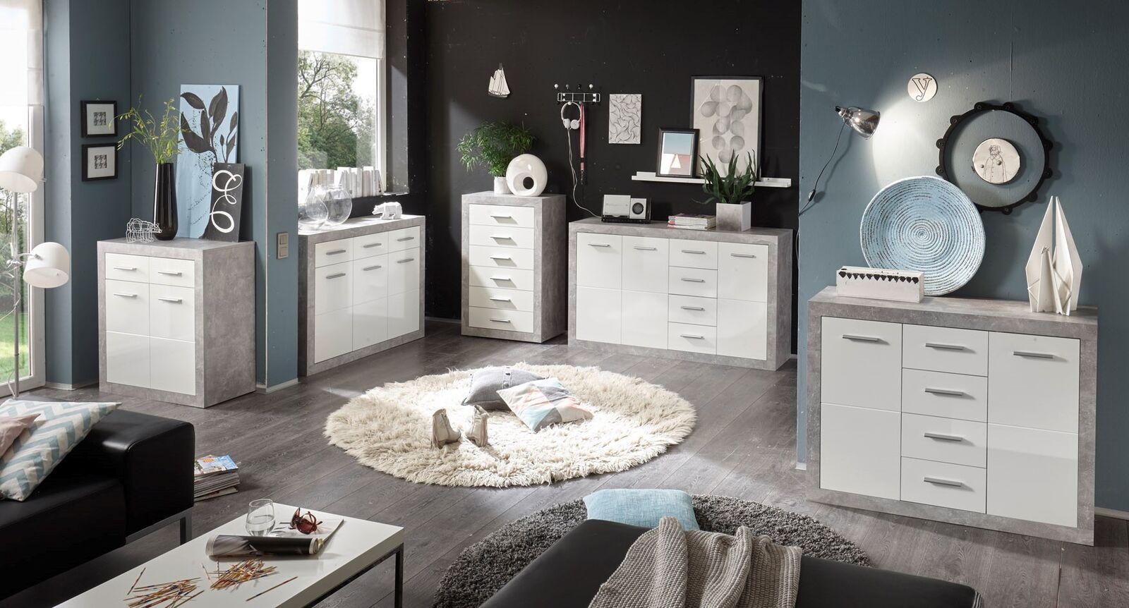 Dressoir Inga 152 cm met 3 deuren & 4 lades - beton/wit – kavel bij Openbare Verkopen, Beveren-Leie