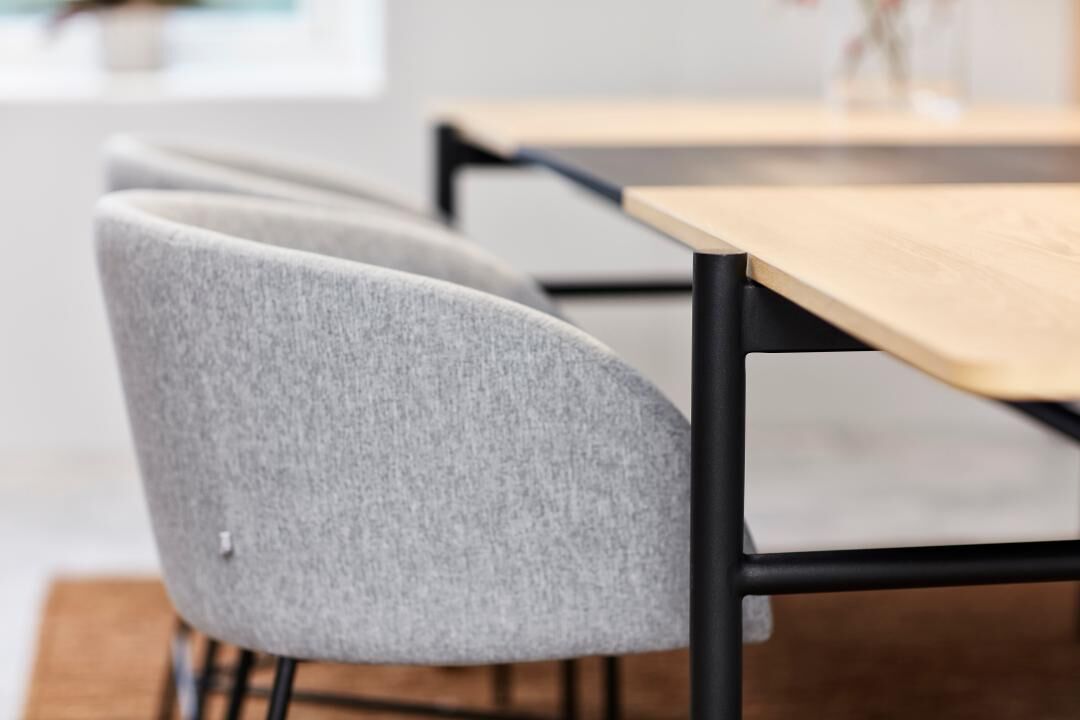 Eetkamerstoel Nelsie - grijs/zwart – kavel bij Openbare Verkopen, Beveren-Leie