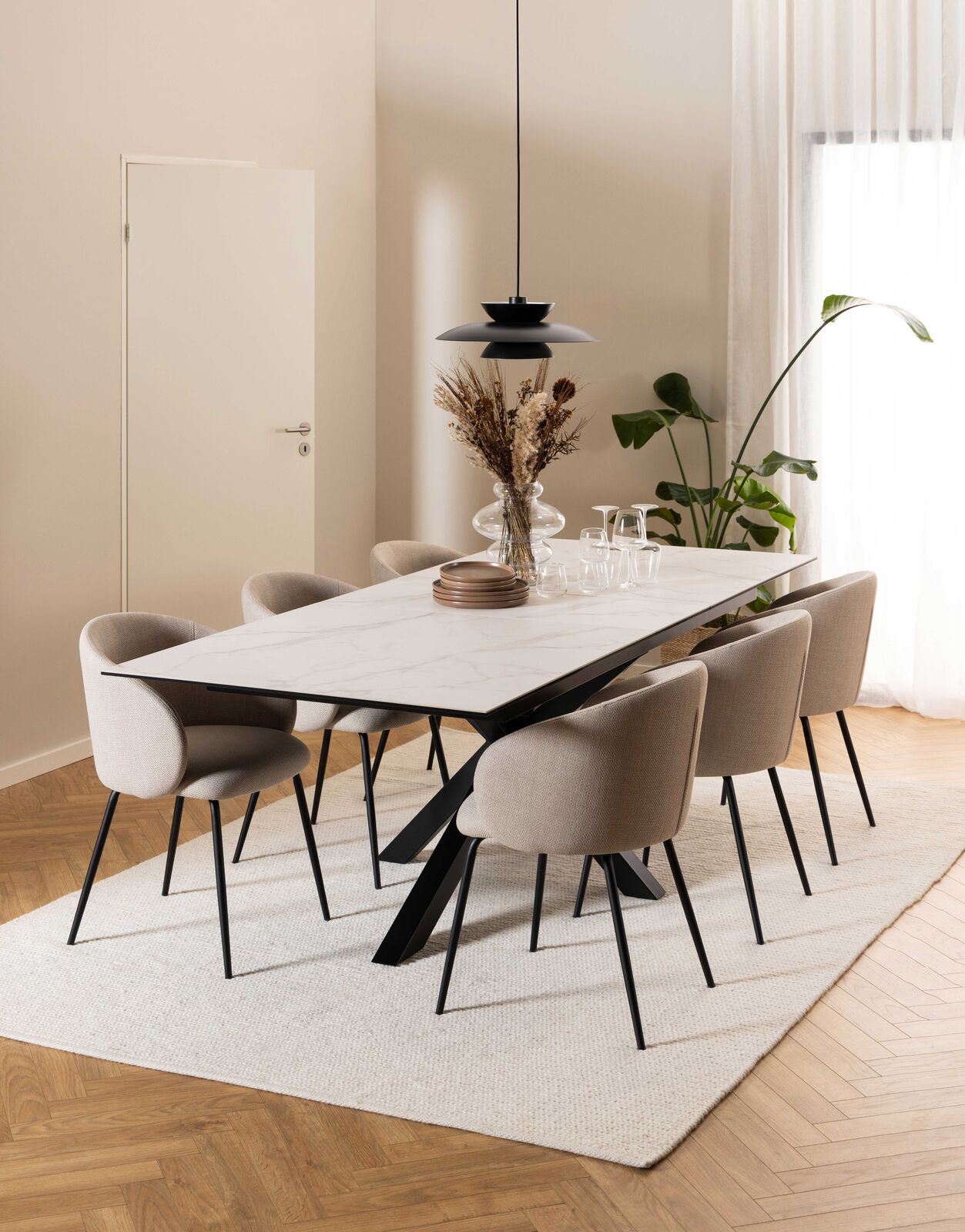 Eetkamerstoel Eleanor - stof - beige – kavel bij Openbare Verkopen, Beveren-Leie