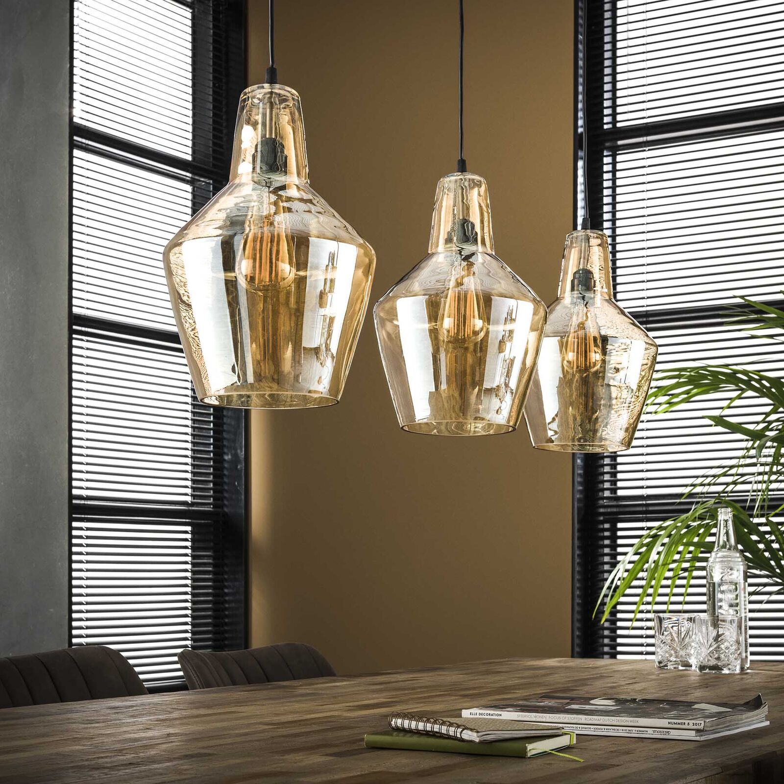 Hanglamp Kyro kegel – kavel bij Openbare Verkopen, Beveren-Leie