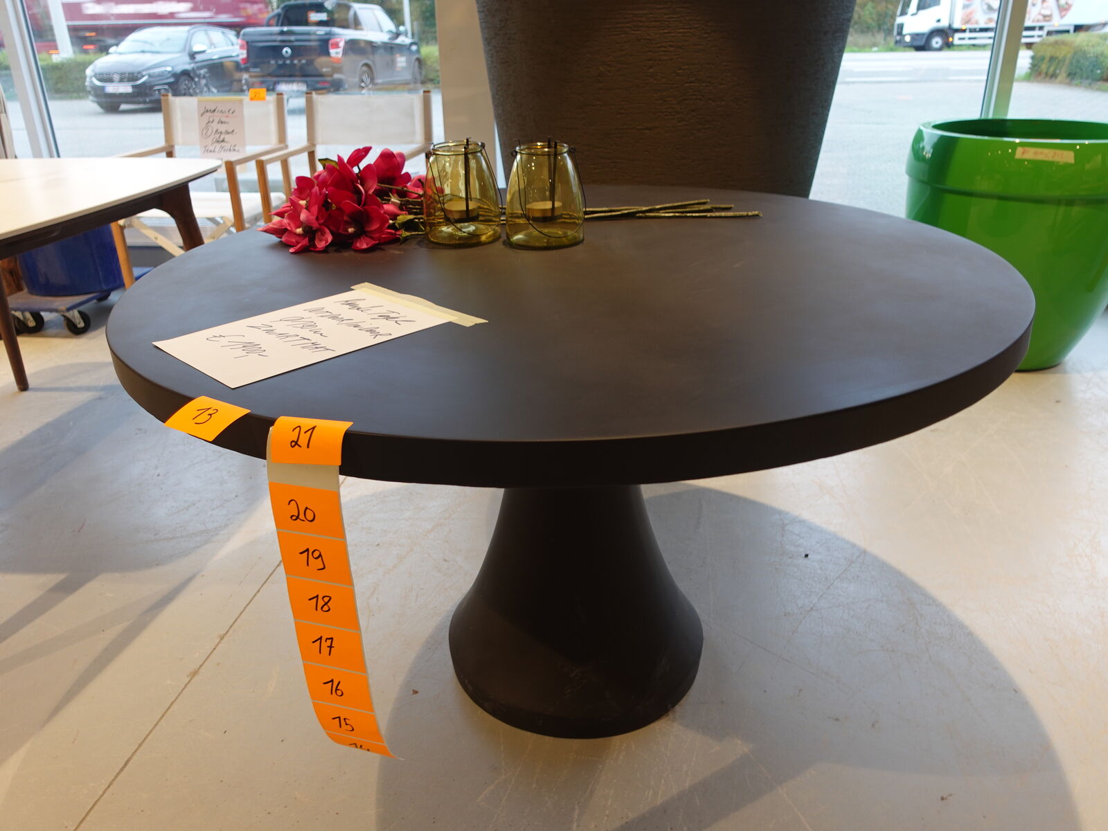 Ronde outdoor/indoor tafel – kavel bij Openbare Verkopen, Waregem