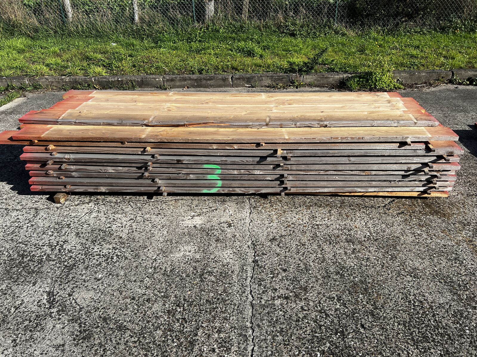72x Houten plank – kavel bij Openbare Verkopen, Zele