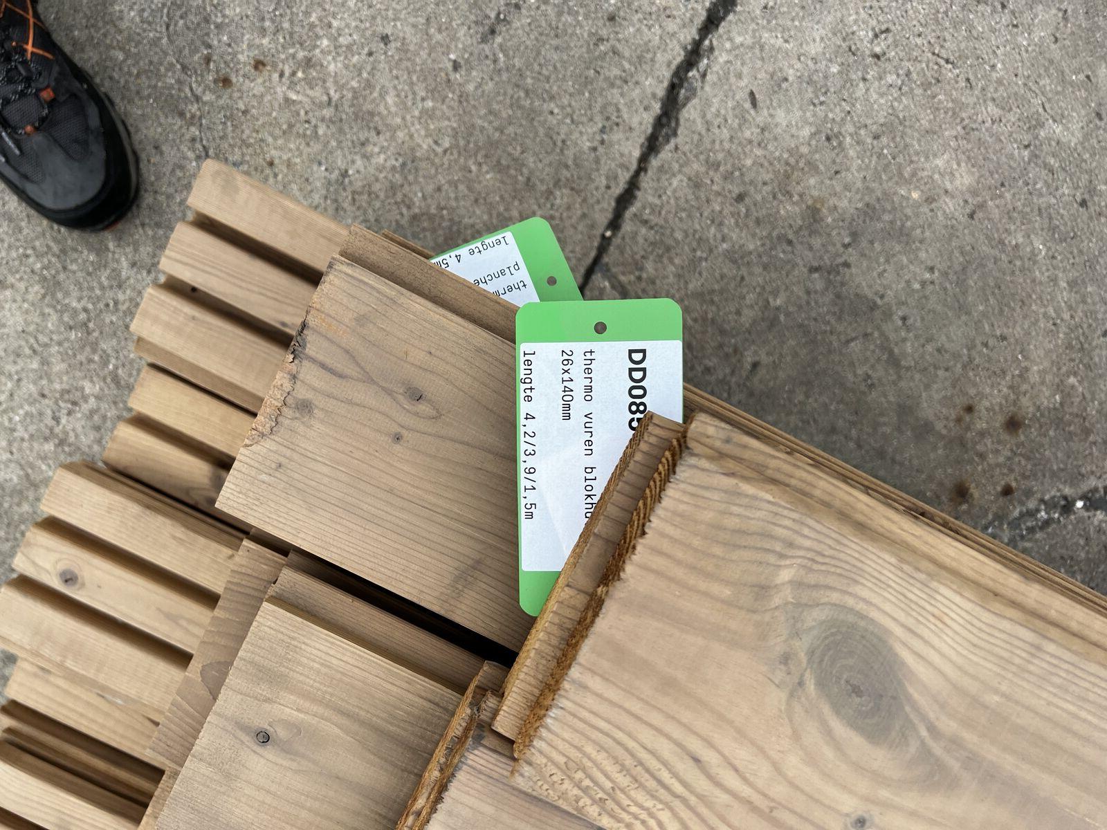 130x Houten plank – kavel bij Openbare Verkopen, Zele