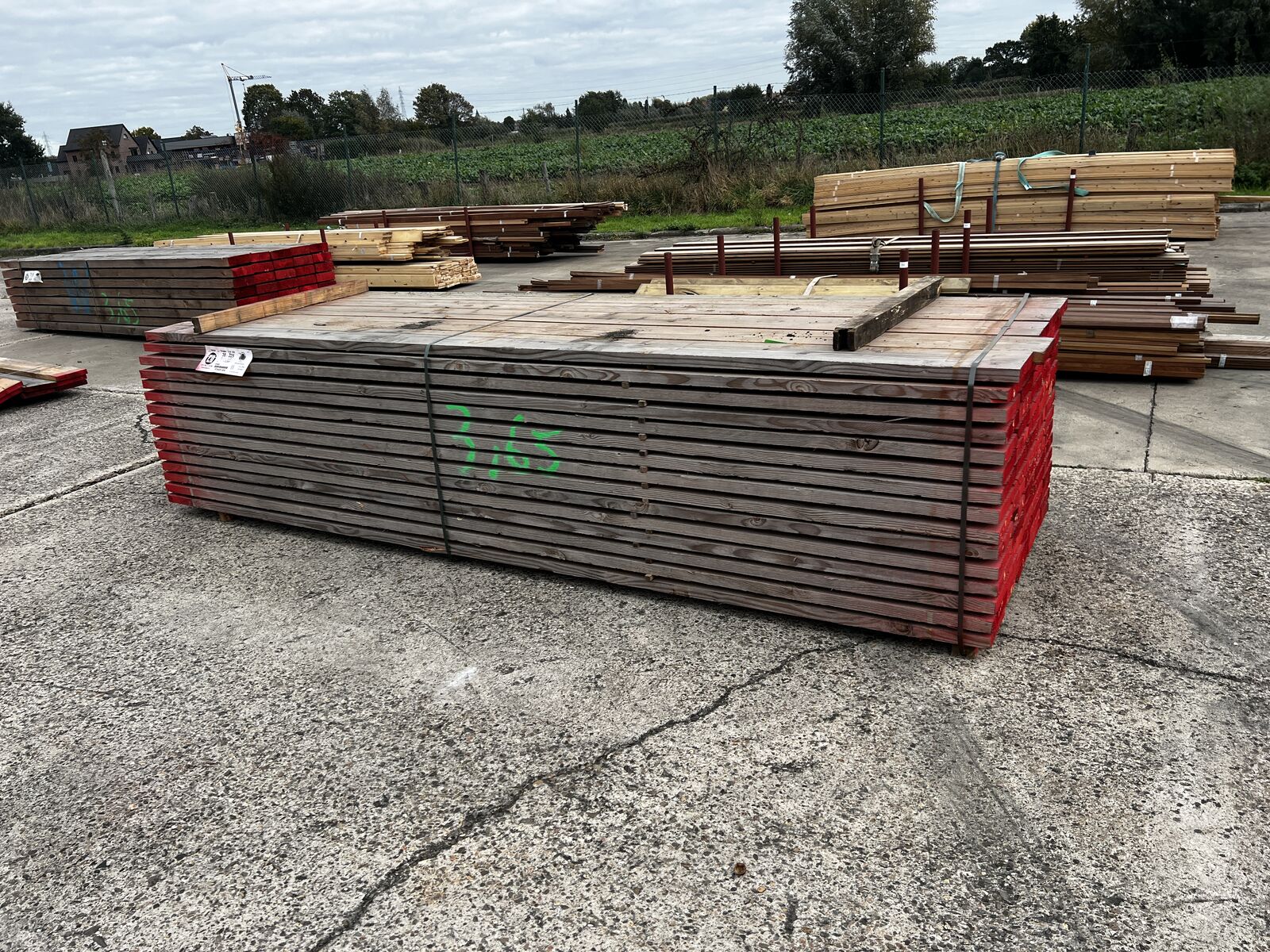 75 x plank Douglas – kavel bij Openbare Verkopen, Zele