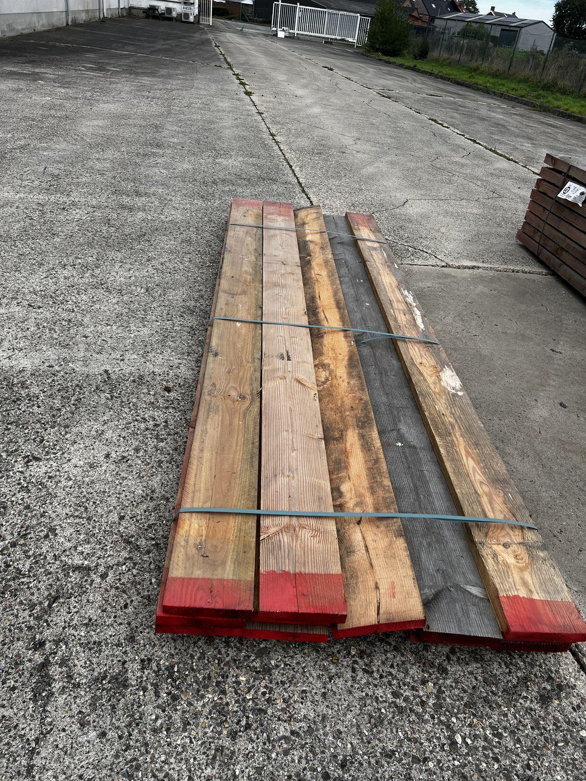 12x Houten plank – kavel bij Openbare Verkopen, Zele