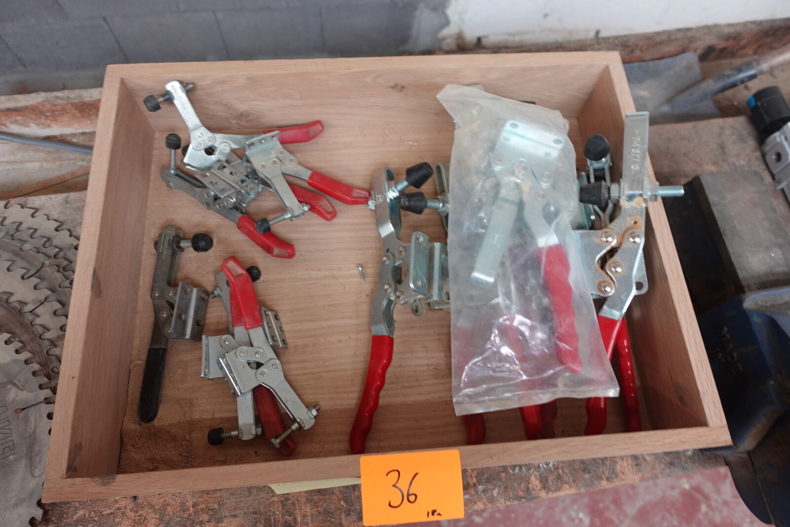 18x Snelspanner – kavel bij Openbare Verkopen, Desselgem
