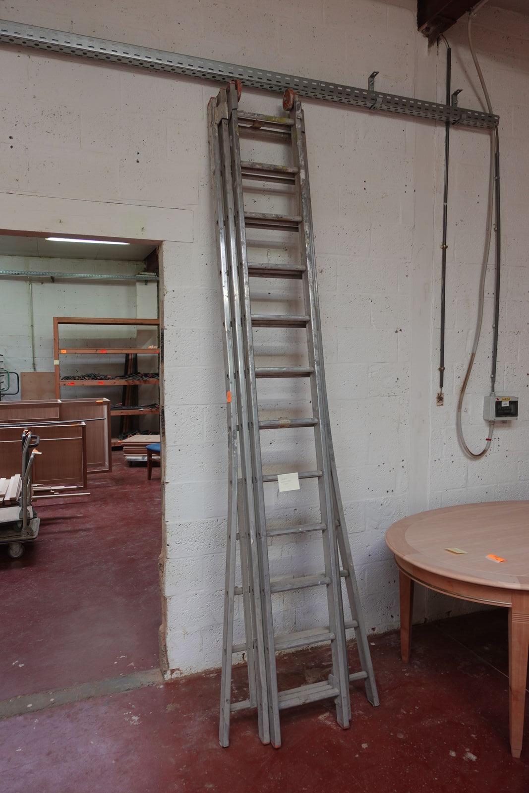 Aluminium uitschuifladder 3-delig – kavel bij Openbare Verkopen, Desselgem