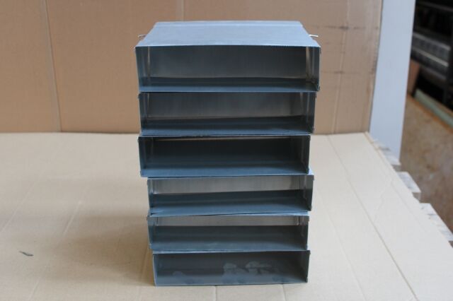 6 x Mecano terugslagklep horiz. 55x220 – kavel bij Openbare Verkopen, Ruddervoorde