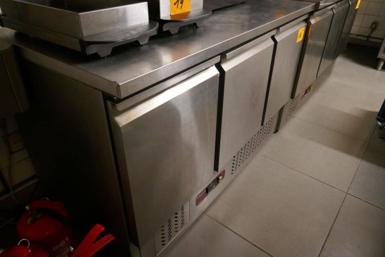 RVS gekoelde werktafel DIAMOND – kavel bij Openbare Verkopen, Koksijde
