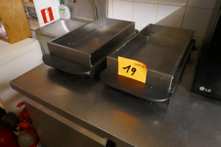 2 warmhoudplaten – kavel bij Openbare Verkopen, Koksijde