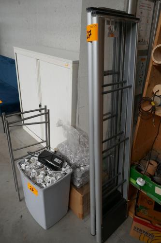 Winkel alarmpoort + Anti-diefstaltags – kavel bij Openbare Verkopen, Ooigem