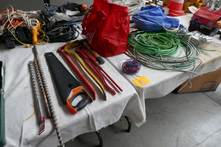 werkgerief – kavel bij Openbare Verkopen, Ooigem