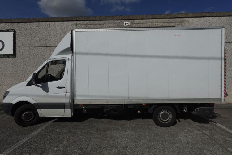 Mercedes sprinter meubelbak – kavel bij Openbare Verkopen, Waregem