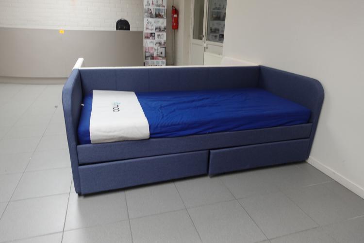 Kajuitbed – kavel bij Openbare Verkopen, Waregem