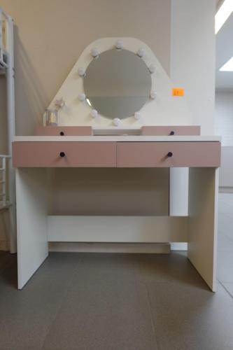 Kaptafel Star – kavel bij Openbare Verkopen, Waregem