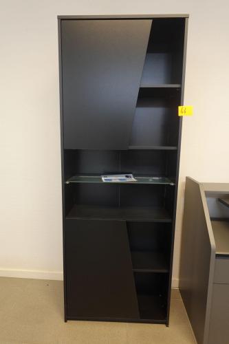 Gaming boekenkast – kavel bij Openbare Verkopen, Waregem