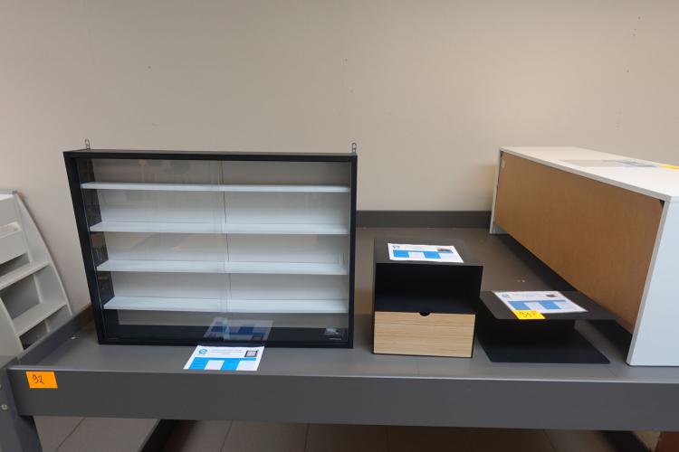 3x Diversen – kavel bij Openbare Verkopen, Waregem