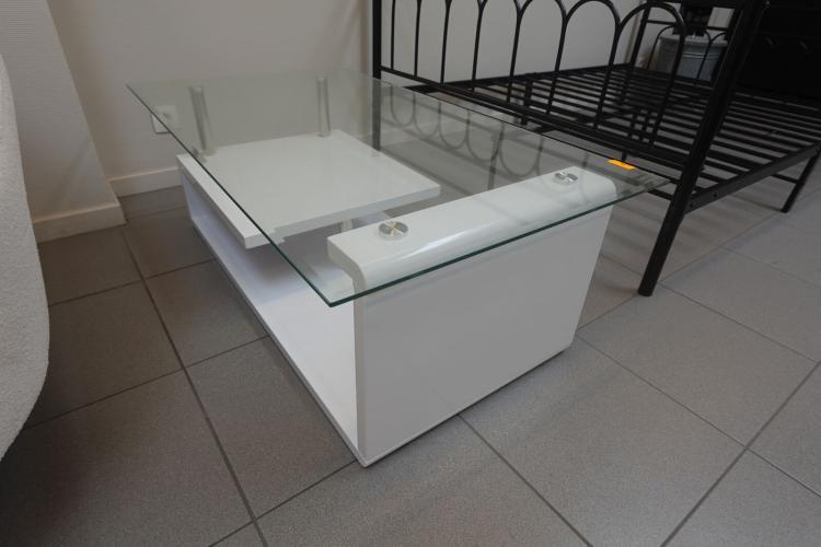 Salontafel – kavel bij Openbare Verkopen, Waregem