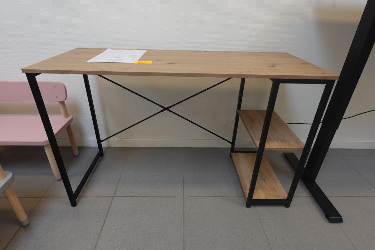 Bureau – kavel bij Openbare Verkopen, Waregem