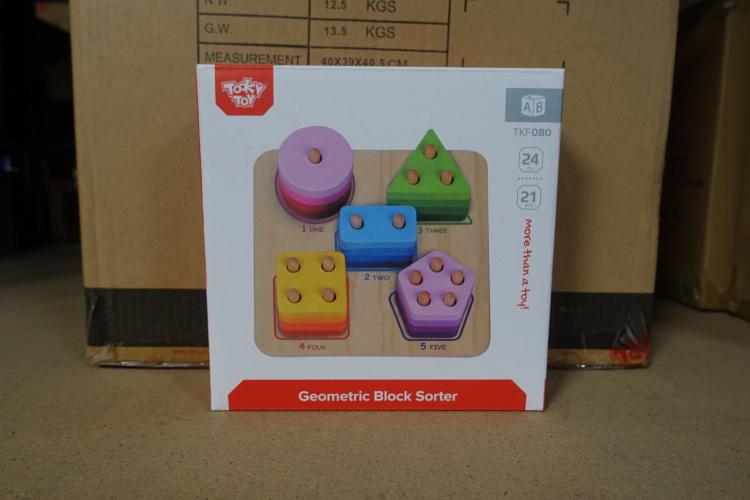 8x Geometric block sorter Tooky toy – kavel bij Openbare Verkopen, Waregem