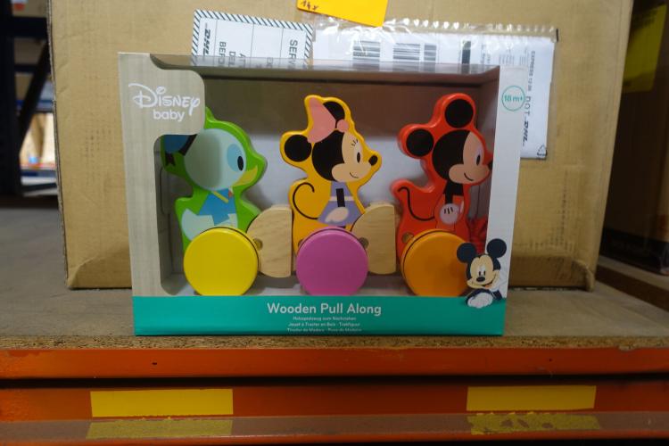 14x Wooden pull along Disney – kavel bij Openbare Verkopen, Waregem