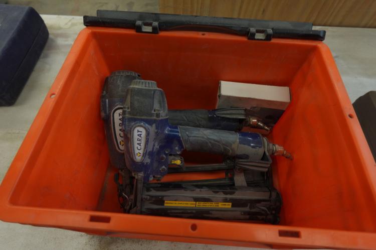 2x Pneumatische schieter Carat – kavel bij Openbare Verkopen, Deerlijk