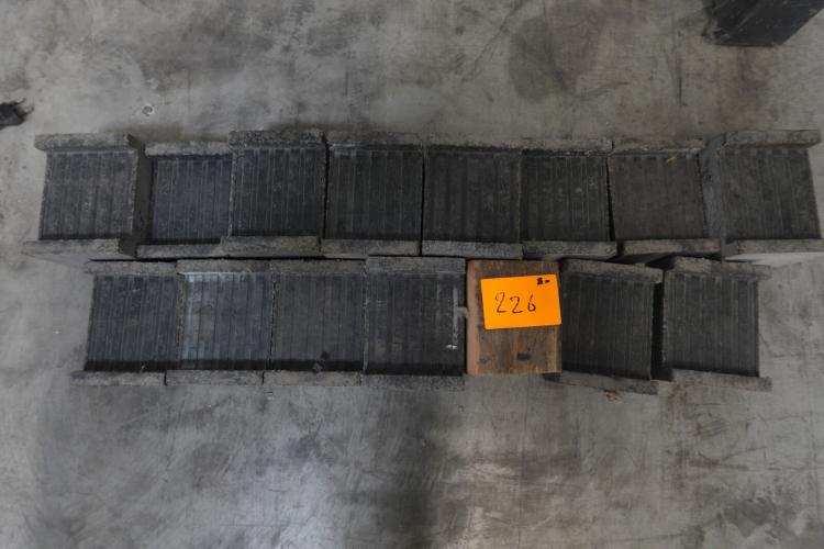 14x Rubber lift pads – kavel bij Openbare Verkopen
