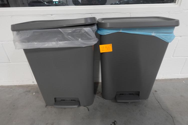 2x Pedaalemmer – kavel bij Openbare Verkopen