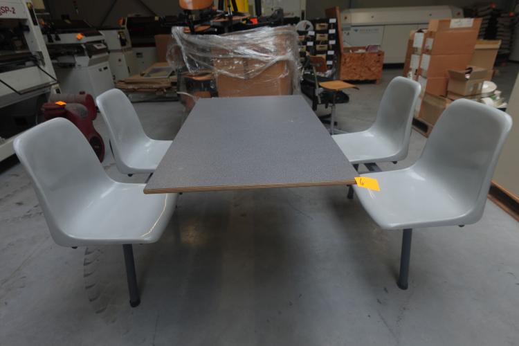 Vintage kantineset /gecombineerde tafel – kavel bij Openbare Verkopen, Harelbeke