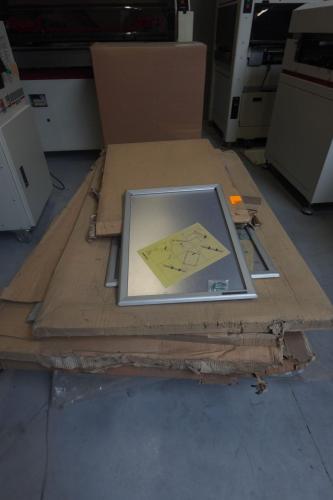 Pallet diverse aluminium kliklijst – kavel bij Openbare Verkopen, Harelbeke
