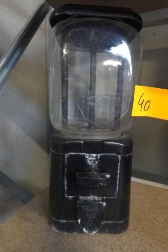 Vintage snoepautomaat Victor Topper – kavel bij Openbare Verkopen, Harelbeke