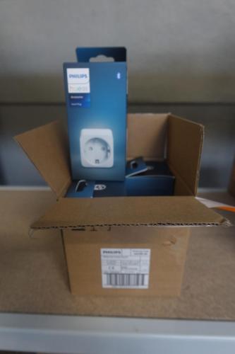 8x Philips smart plug – kavel bij Openbare Verkopen, Harelbeke