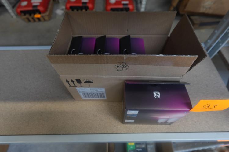 4x Philips Hue Lamp – kavel bij Openbare Verkopen, Harelbeke