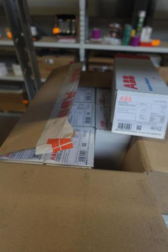72x Abb zekering 63a – kavel bij Openbare Verkopen, Harelbeke