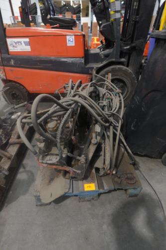 Hydraulische veegborstel locatie A9 – kavel bij Openbare Verkopen, Wielsbeke
