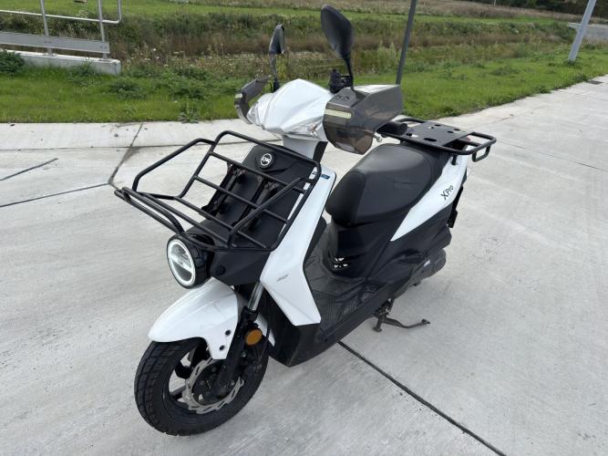 Bromfiets SYM X'Pro (2025 / LXM XEA 106 RX B26 230) – kavel bij Openbare Verkopen