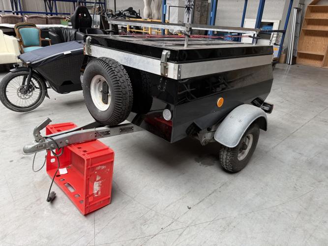 Bagagewagen STEMA – kavel bij Openbare Verkopen, Ooigem