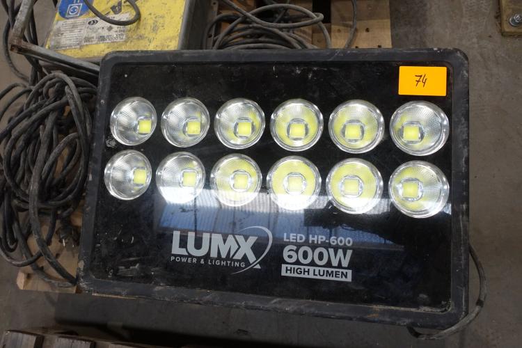 Led verstraler Lumx – kavel bij Openbare Verkopen, Wielsbeke