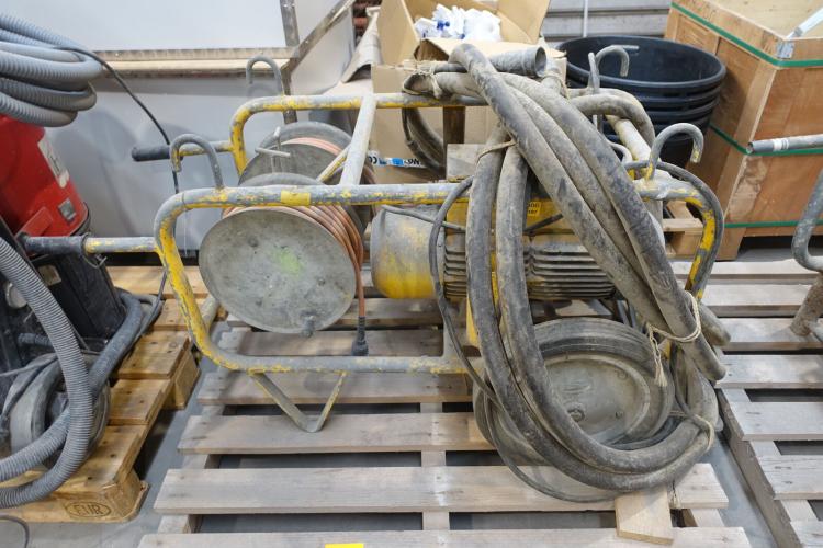 Betonvibrator Emil Laier – kavel bij Openbare Verkopen, Wielsbeke