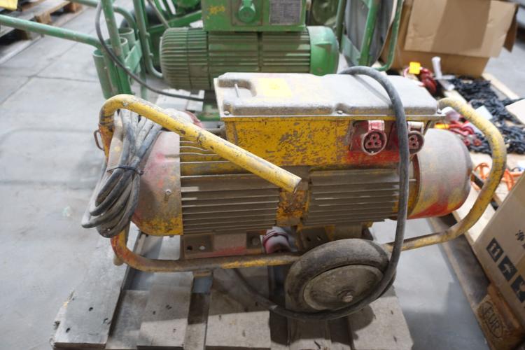 Industriële machine – kavel bij Openbare Verkopen, Wielsbeke