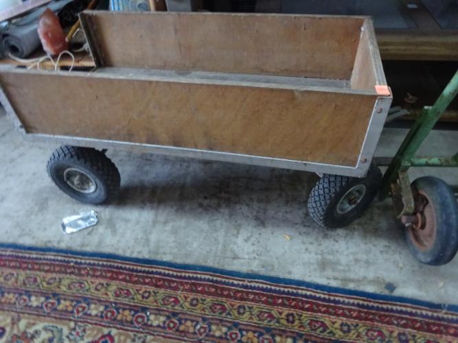 Kar luchtbanden – kavel bij Openbare Verkopen, Izegem