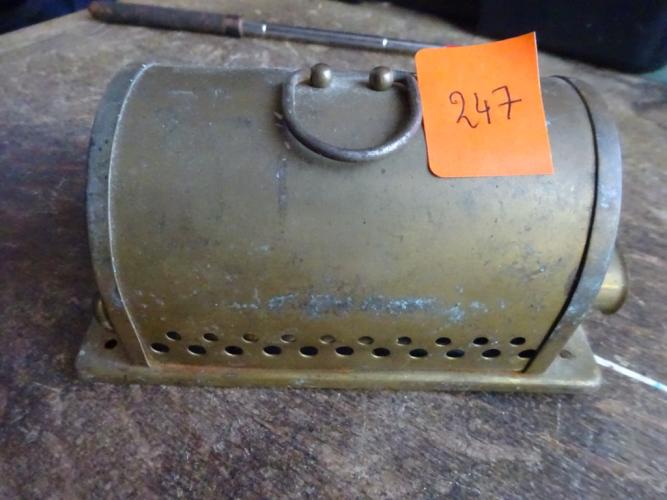 Antieken krultangverwarmer ROWENTA 1920 16cmx9cmx8cm – kavel bij Openbare Verkopen, Izegem