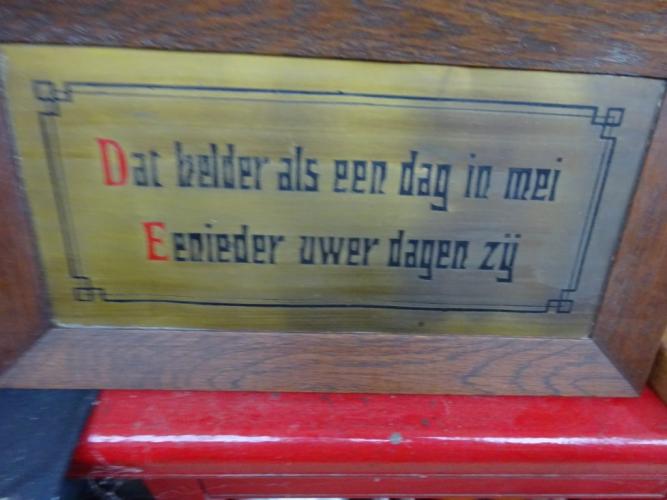Koperen spreuk – kavel bij Openbare Verkopen, Izegem