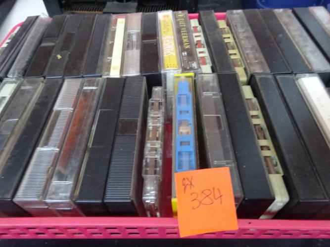 2x bak cassettes – kavel bij Openbare Verkopen, Izegem