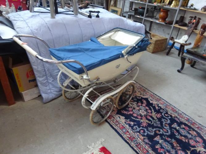 Kinderwagen SILVERCROSS bambino intact – kavel bij Openbare Verkopen, Izegem