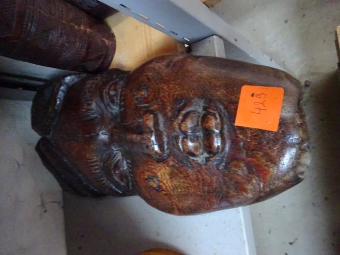 Masker + 2 x CONGO – kavel bij Openbare Verkopen, Izegem