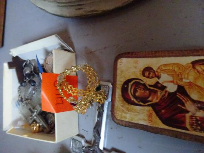 Schappulieren en Christelijke items – kavel bij Openbare Verkopen, Izegem